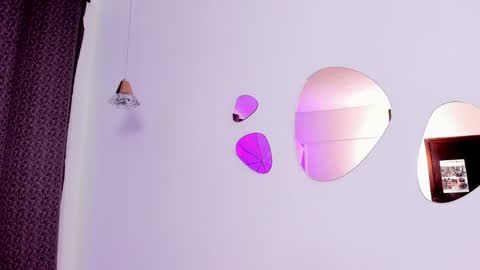 Snapshot of soysamicita_ chatting on February 5, 2025, 3:09 pm Sami Diaz online show from February 5, 2025, 3:09 pm