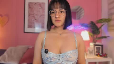 Aleja online show from September 18, 2025, 6:04 am