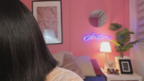 Snapshot of soysaraa_ chatting on April 30, 2026, 5:03 am Aleja online show from April 30, 2026, 5:03 am