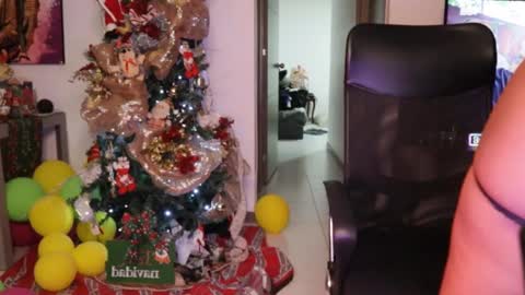 You want to talk to me more personal follow me in My Channel VIP  50 the discount       online show from December 23, 2024, 2:56 am