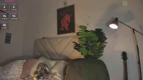 ali online show from September 17, 2025, 1:51 am