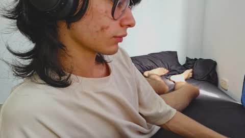 Roger online show from March 4, 2025, 3:26 pm