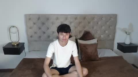 Snapshot of spark_riverss chatting on July 22, 2026, 12:19 pm Spark online show from July 22, 2026, 12:19 pm