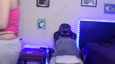 Tip 1 token  Follow me on instagram  Sparkle pinuppp online show from February 15, 2026, 8:24 am