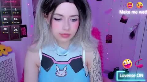 Snapshot of sparklemona chatting on February 18, 2025, 4:58 am SparkleMona online show from February 18, 2025, 4:58 am