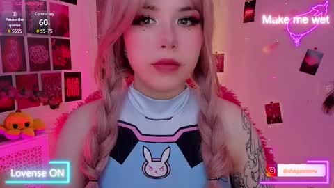 Snapshot of sparklemona chatting on March 4, 2025, 2:38 am SparkleMona online show from March 4, 2025, 2:38 am