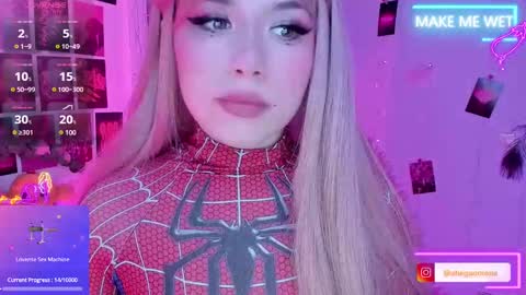 Snapshot of sparklemona chatting on March 5, 2025, 12:59 am SparkleMona online show from March 5, 2025, 12:59 am