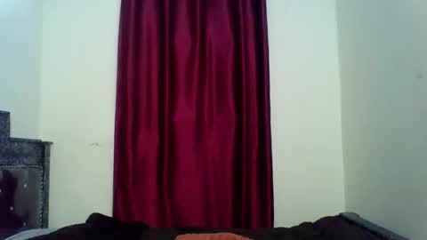 Snapshot of specialebonie chatting on December 18, 2025, 10:38 pm specialebonie online show from December 18, 2025, 10:38 pm