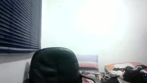 sperm_donor94 online show from September 17, 2025, 10:22 pm