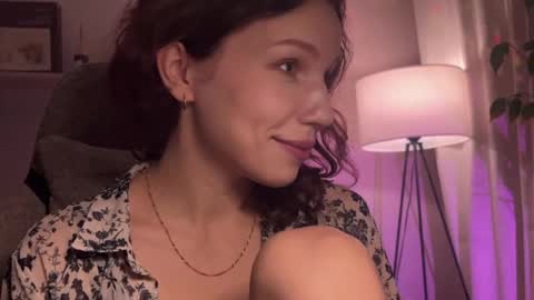 Snapshot of spicy___caramel chatting on October 5, 2025, 4:49 pm spicy___caramel online show from October 5, 2025, 4:49 pm