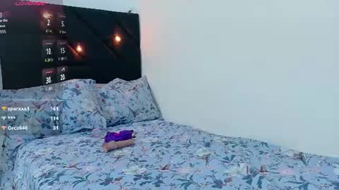 spicycolombianmom online show from June 28, 2026, 7:31 pm