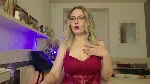 Snapshot of spicyhotmilf chatting on May 13, 2026, 8:06 pm Lexsy online show from May 13, 2026, 8:06 pm