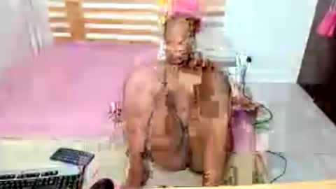 Snapshot of spicyshante chatting on May 17, 2026, 4:21 am Shante online show from May 17, 2026, 4:21 am