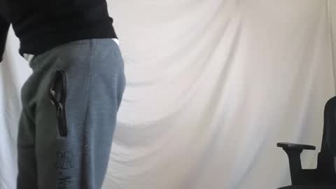 Marco. When Im offline you can view premium content in bio online show from December 20, 2025, 9:16 am