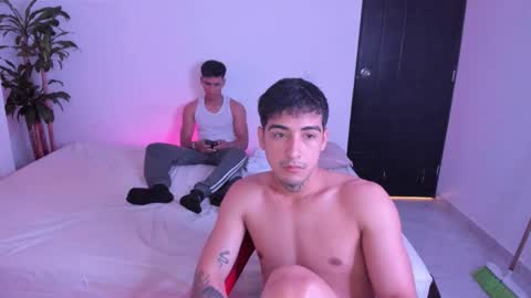 Snapshot of spider_master77 chatting on February 26, 2026, 10:31 pm spider master online show from February 26, 2026, 10:31 pm