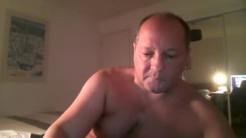 Snapshot of spidey1051a chatting on January 22, 2025, 9:02 am spidey1051a online show from January 22, 2025, 9:02 am