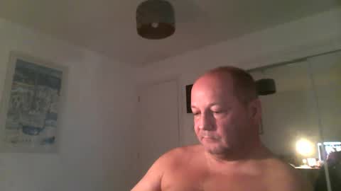 Snapshot of spidey1051a chatting on February 22, 2025, 9:23 am spidey1051a online show from February 22, 2025, 9:23 am