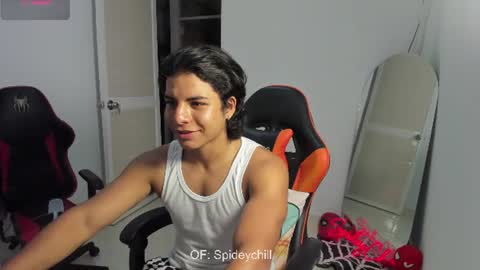 Snapshot of spideychill chatting on July 7, 2026, 3:42 am spideychill online show from July 7, 2026, 3:42 am