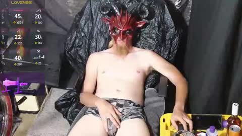 spike_madrox online show from October 5, 2025, 6:12 am