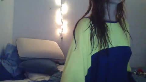 Rose online show from January 4, 2025, 1:21 am