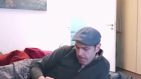 spliffray online show from January 3, 2025, 8:21 am