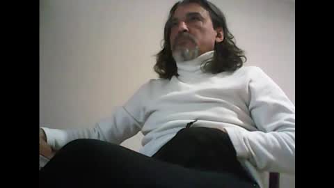 Snapshot of spoiled48 chatting on January 7, 2025, 2:41 pm Spoiled online show from January 7, 2025, 2:41 pm