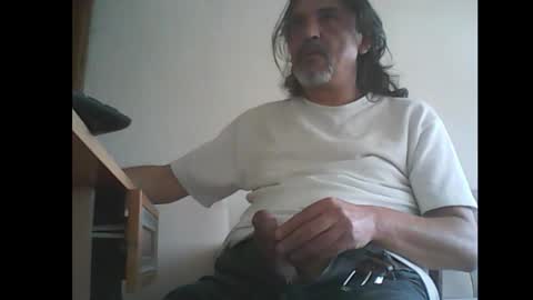 Snapshot of spoiled48 chatting on October 27, 2025, 12:20 pm Spoiled online show from October 27, 2025, 12:20 pm