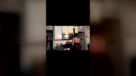 Snapshot of spoilprincesschloee chatting on June 5, 2026, 2:51 am spoilprincesschloee online show from June 5, 2026, 2:51 am