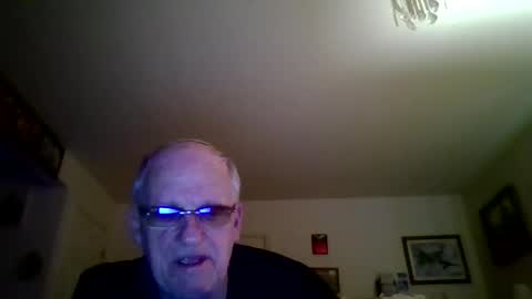 Snapshot of spongebobpineapple70 chatting on May 14, 2026, 1:40 pm spongebobpineapple70 online show from May 14, 2026, 1:40 pm