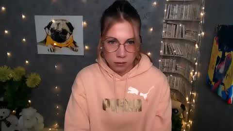 Snapshot of sport_tall_karina chatting on January 3, 2025, 8:21 am Karina online show from January 3, 2025, 8:21 am