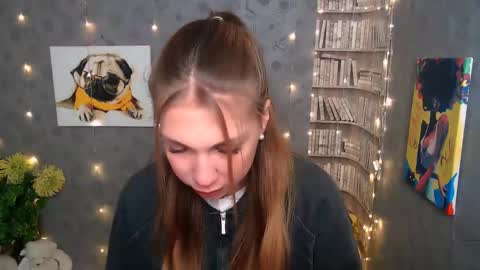 Snapshot of sport_tall_karina chatting on January 16, 2025, 8:43 am Karina online show from January 16, 2025, 8:43 am