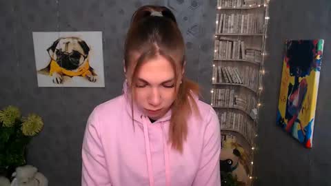 Snapshot of sport_tall_karina chatting on January 17, 2025, 8:02 am Karina online show from January 17, 2025, 8:02 am