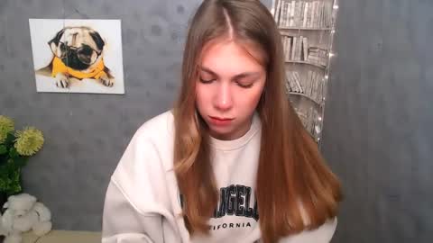 Snapshot of sport_tall_karina chatting on February 10, 2025, 9:14 am Karina online show from February 10, 2025, 9:14 am