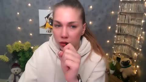 Snapshot of sport_tall_karina chatting on March 11, 2025, 8:20 am Karina online show from March 11, 2025, 8:20 am