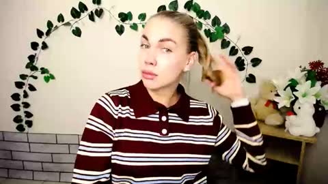 Snapshot of sport_tall_karina chatting on October 1, 2025, 8:09 am Karina online show from October 1, 2025, 8:09 am