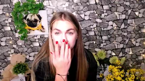 Snapshot of sport_tall_karina chatting on October 23, 2025, 8:57 am Karina online show from October 23, 2025, 8:57 am