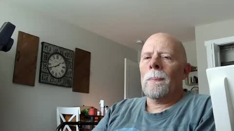 Snapshot of sportfish chatting on June 6, 2026, 6:45 pm sportfish online show from June 6, 2026, 6:45 pm