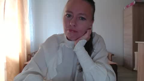 spring_time_ online show from April 30, 2026, 9:26 am