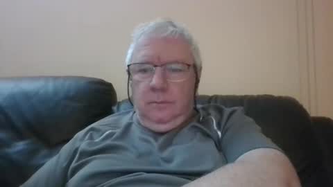 Snapshot of springtine chatting on May 30, 2026, 11:46 pm springtine online show from May 30, 2026, 11:46 pm