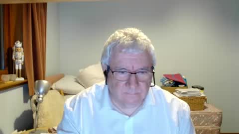 Snapshot of springtine chatting on June 10, 2026, 12:55 am springtine online show from June 10, 2026, 12:55 am