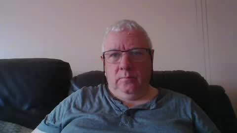 Snapshot of springtine chatting on June 27, 2026, 10:20 am springtine online show from June 27, 2026, 10:20 am