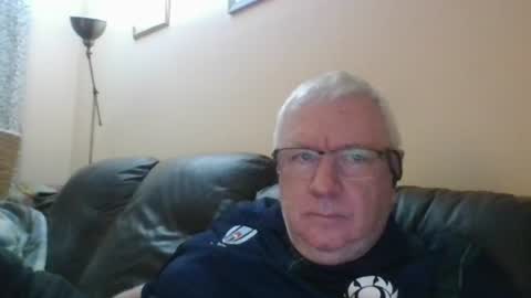 Snapshot of springtine chatting on July 4, 2026, 10:16 pm springtine online show from July 4, 2026, 10:16 pm