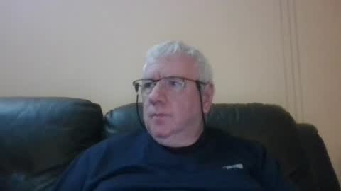 Snapshot of springtine chatting on August 1, 2026, 9:57 pm springtine online show from August 1, 2026, 9:57 pm
