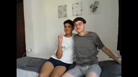 Snapshot of spritzboys chatting on October 17, 2025, 8:11 pm spritzboys online show from October 17, 2025, 8:11 pm