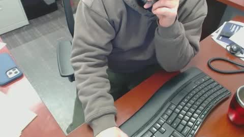 make me cum c2c talk to me online show from December 3, 2024, 9:34 pm