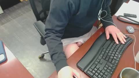 make me cum c2c talk to me online show from February 27, 2025, 9:25 pm