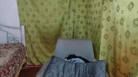 valeria online show from November 8, 2025, 9:46 pm