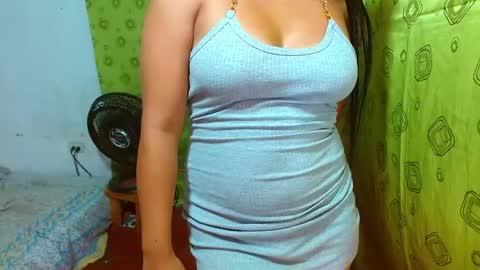 valeria online show from May 12, 2026, 8:50 pm