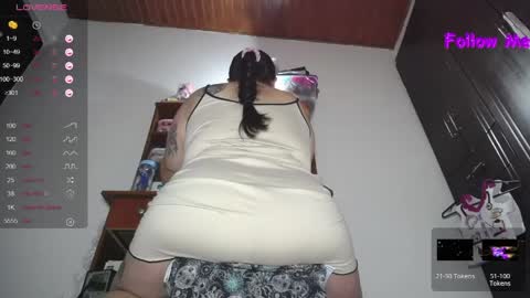 Snapshot of squirtmachinex chatting on May 17, 2026, 1:36 am Wanda online show from May 17, 2026, 1:36 am