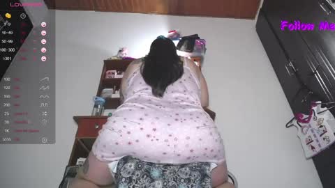 Snapshot of squirtmachinex chatting on May 23, 2026, 1:44 am Wanda online show from May 23, 2026, 1:44 am